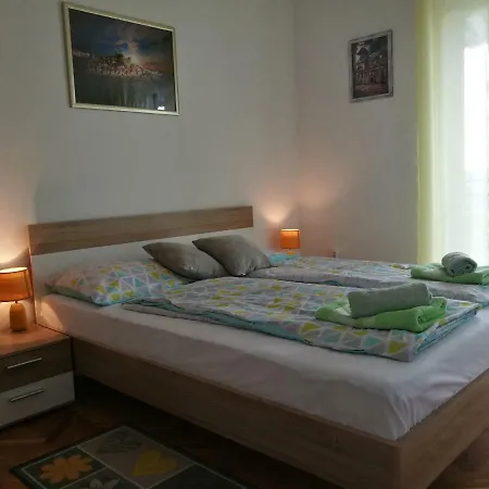 Holiday Skradin